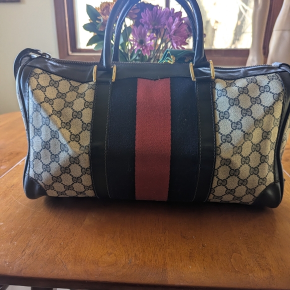 Scarf not included - Picture 2 of 8